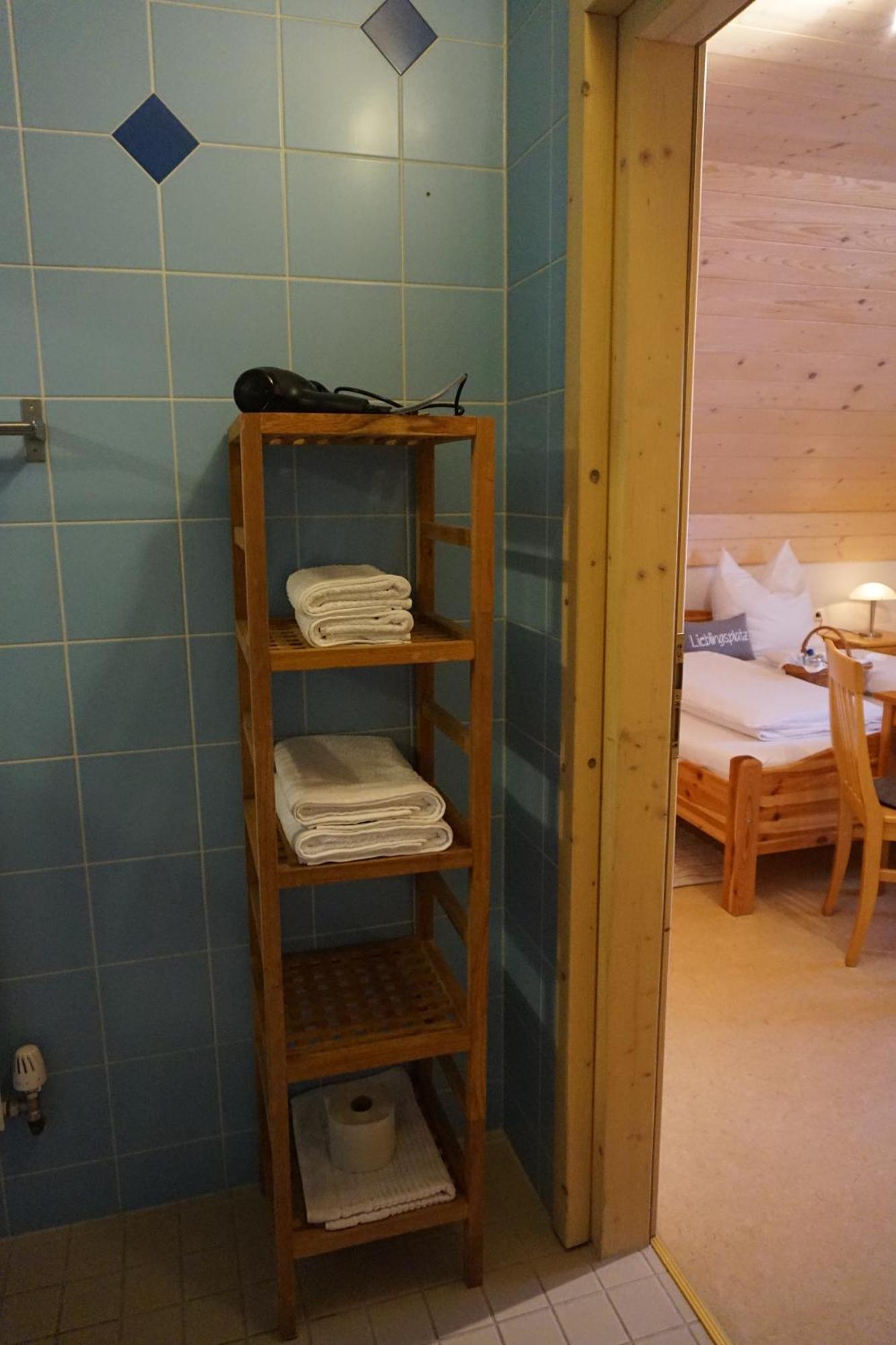 Seminar- Und Erlebnishof Das Schwarze Schaf Bad Gams Extérieur photo